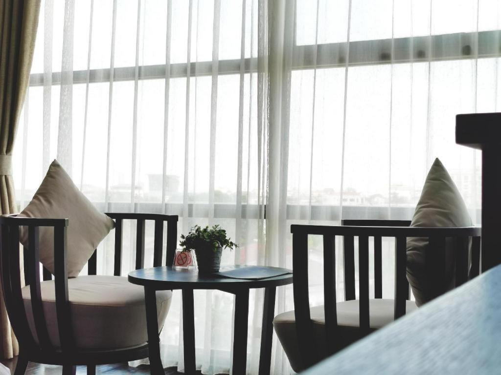 Tera Hotel Вьентьян Экстерьер фото