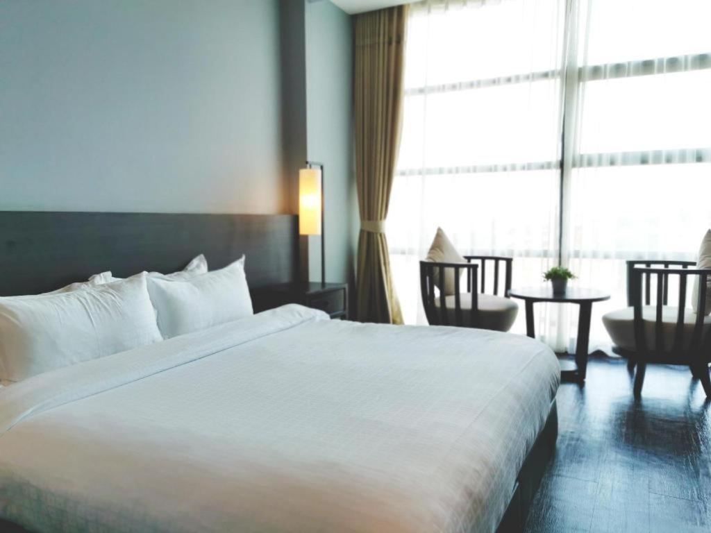 Tera Hotel Вьентьян Экстерьер фото