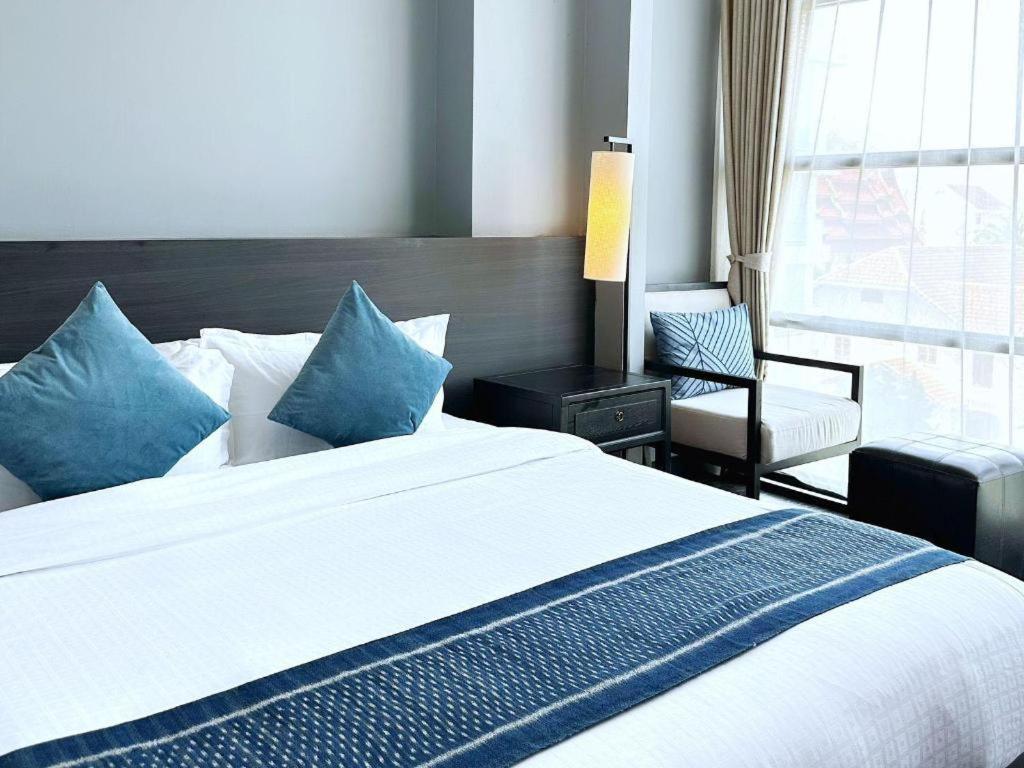 Tera Hotel Вьентьян Экстерьер фото